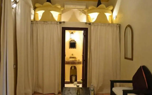 Riad Charik