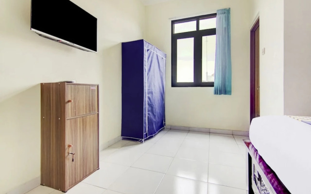 SPOT ON 90152 Garuda Bima Residence Syariah