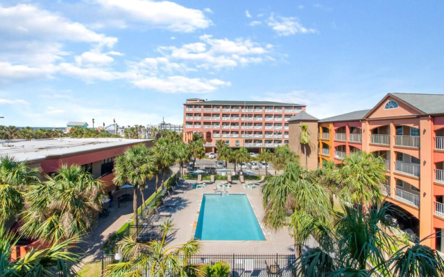 Quality Inn & Suites Galveston - Beachfront