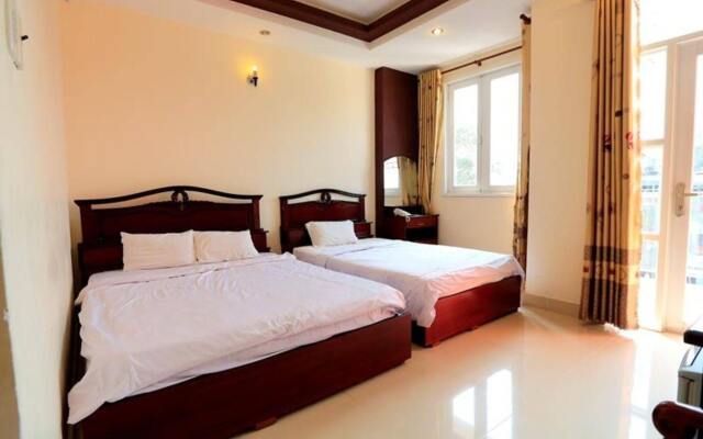 Tuan Viet Hotel