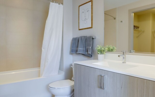 Trendy n Exclusive Apto at Crystal City