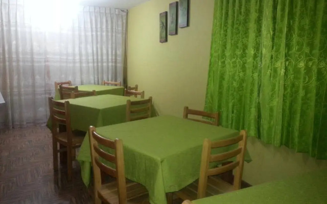 Hostal Praga Inn