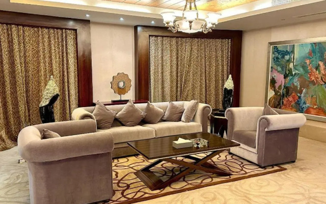 Jin Jiang Royal Palace Hotel