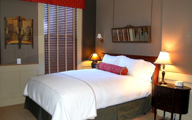 TouVelle House Bed and Breakfast