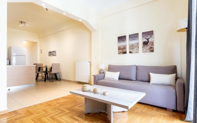 Arvali Glamorous and Quiet apartment