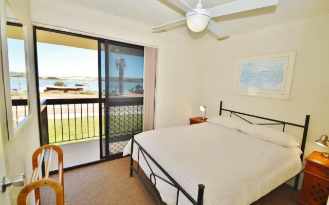 Riverview Holiday Apartment 12 - Kalbarri WA