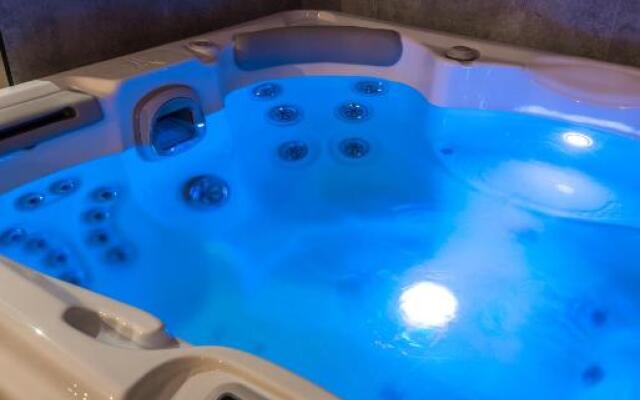 La Suite Catalane (Jacuzzi Spa ClairAzur)