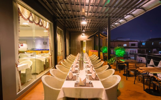 Altos Hotel