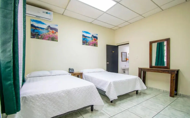 Lorenzo Hotel