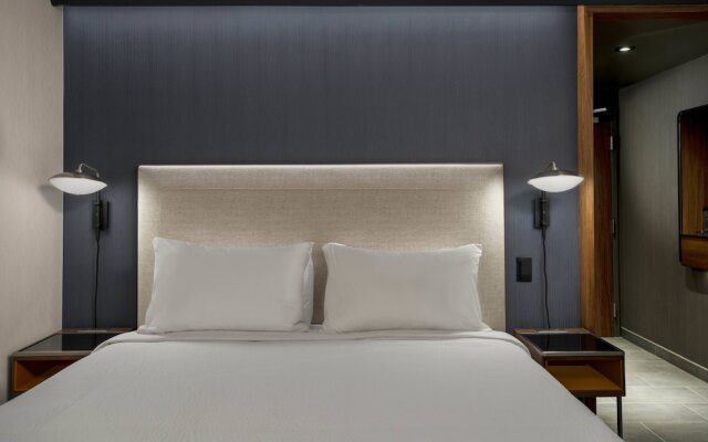 Courtyard by Marriott Modesto North