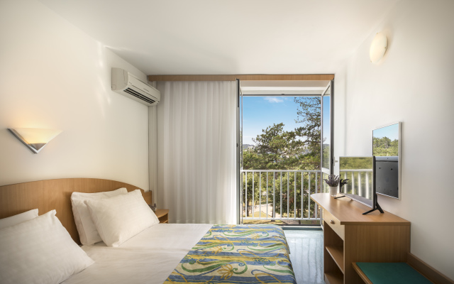 Hotel Veli Mel