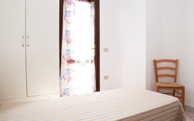 San Teodoro Centro Apartments