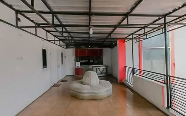 RedDoorz Plus Syariah @ Cibadak Sukabumi