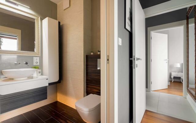 Hlonda Deluxe Apartment with Terrace