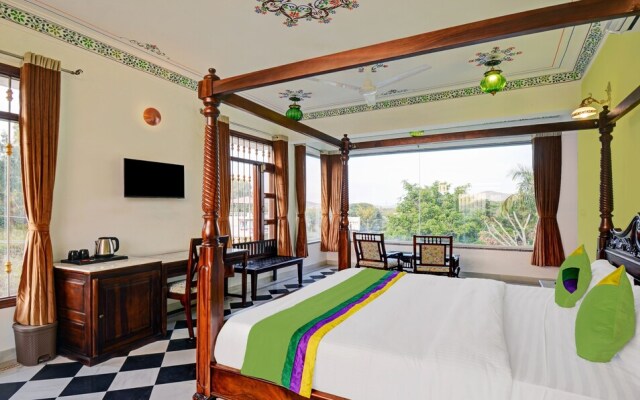 Treebo Trend Karohi Villa With Mountain View