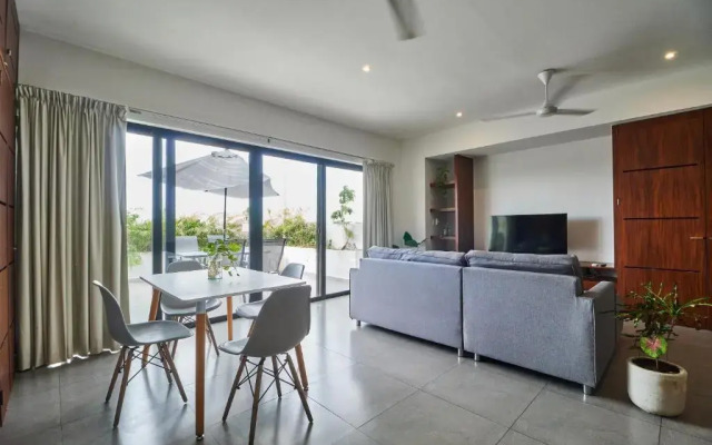 Penthouse studio an amazing location and view