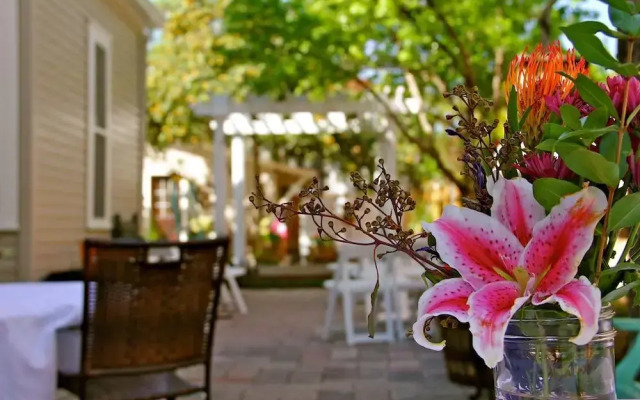 O'Casey's Boutique Inn