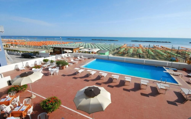 Hotel Embassy Pesaro