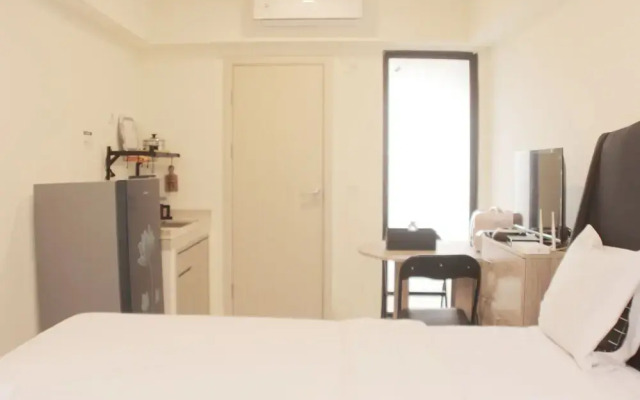 Warm And Cozy Studio At Meikarta Apartment
