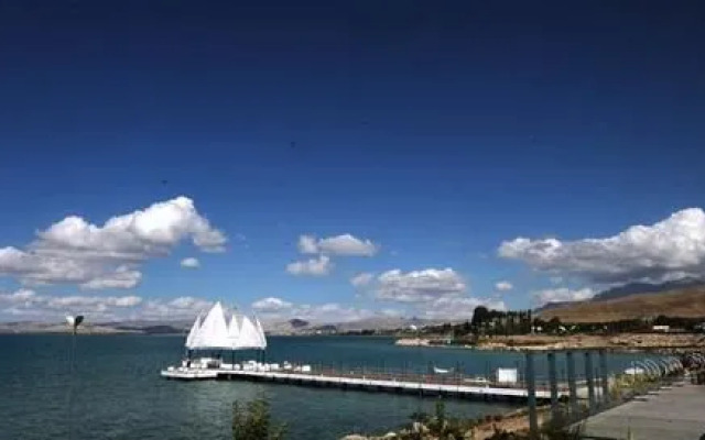 Van Sahmaran Hotel