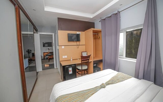 Fini Hotel Bobende