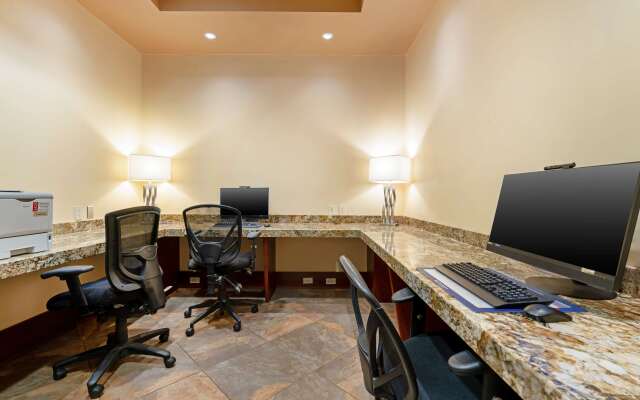 Best Western Plus Barclay Hotel