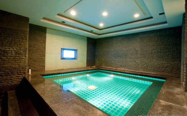 Crowne Plaza Shanghai Nanjing Road by IHG