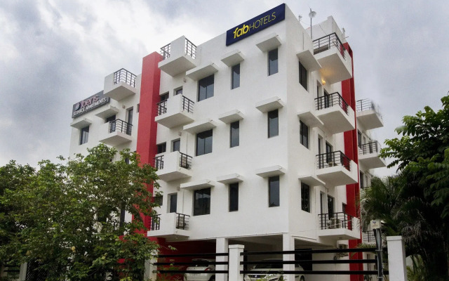 FabHotel Iberis Sholinganallur