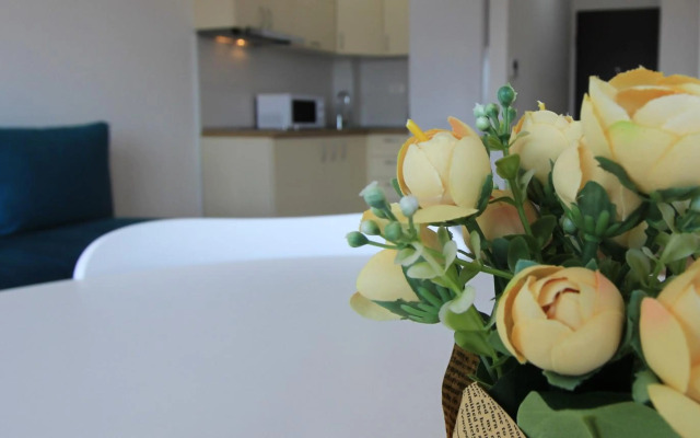 Lovely one bedroom apartment with parking space