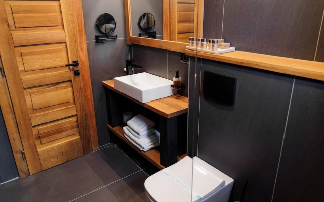 HOW Boutique and Hotel