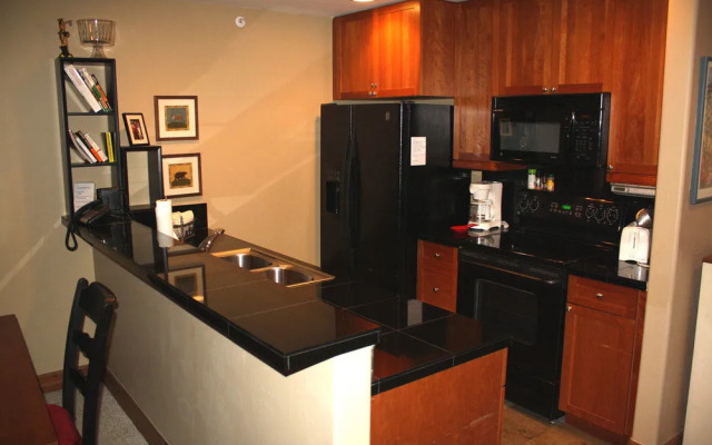 Highland Greens Lodge