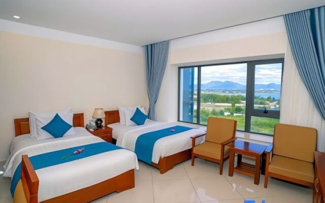 Navy Hotel Cam Ranh