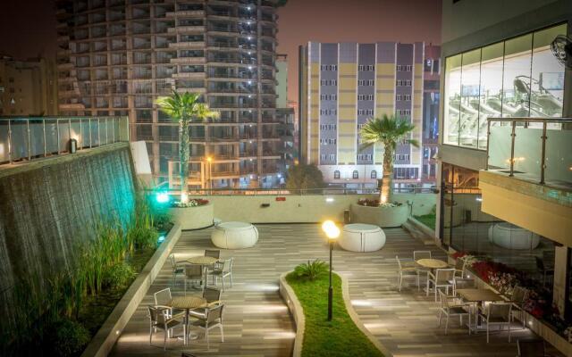 Gulf Court Hotel