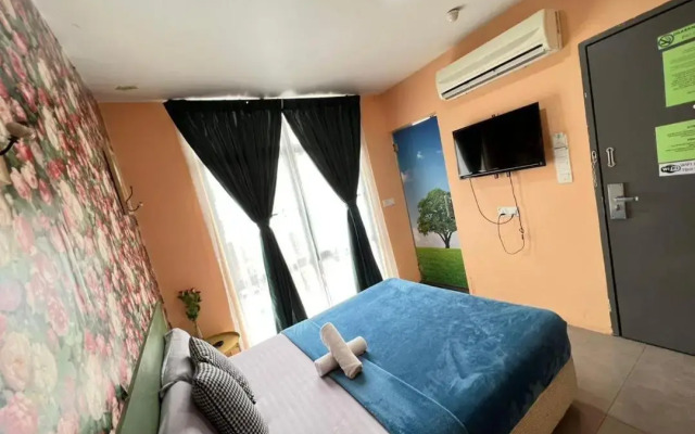 The Tree Boutique Hotel