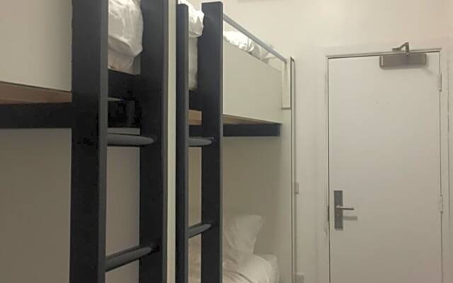 Rahman Piccadilly Hostel