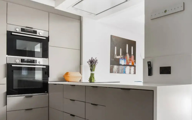 Whittlesey Street II by Onefinestay