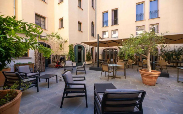 Hotel Pozzo di Borgo