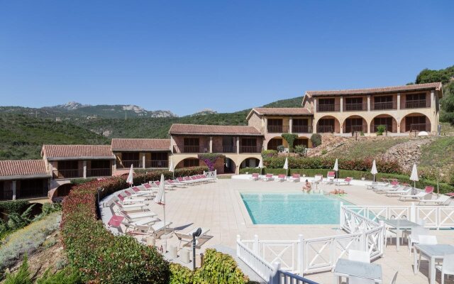 Residence Costa Ruja