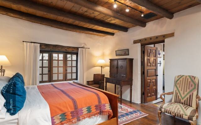 3BD Garcia Street Adobe