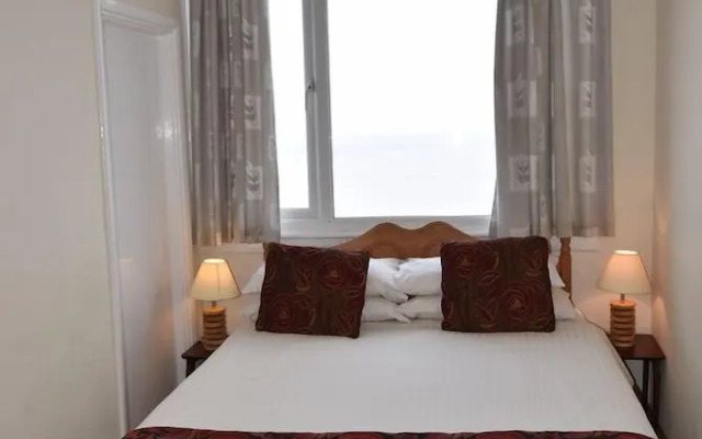 Marlborough Sea View Holiday Apartments