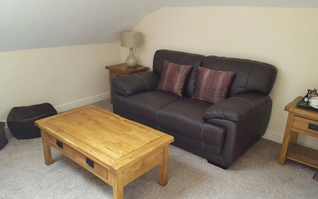 Nant Ddu Lodge Hotel