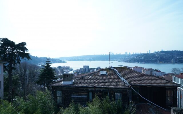 Pavilion With Bosphorus View in Anadolu Hisari