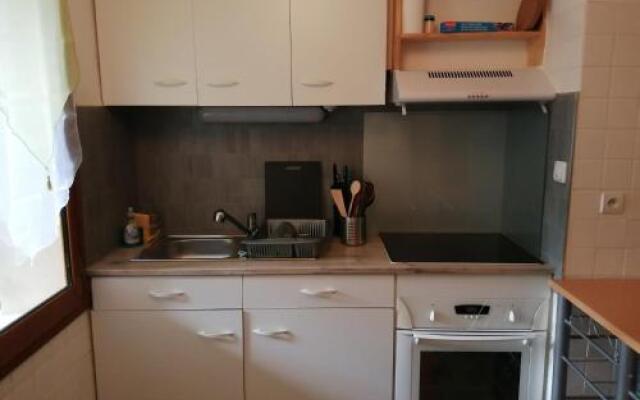 Appartement Type F2 Proche Paris 25 Km