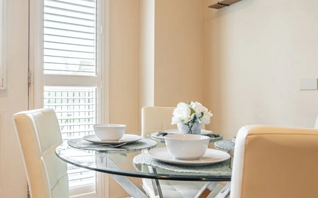 Cozy 1 Bedroom Townhouse