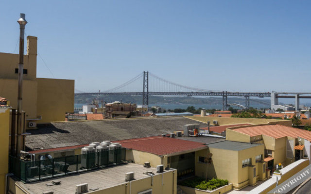 Lisbon Apartments near River