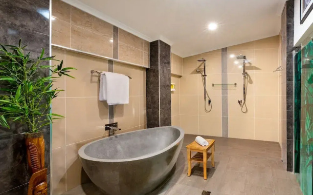 The Penthouse Port Douglas