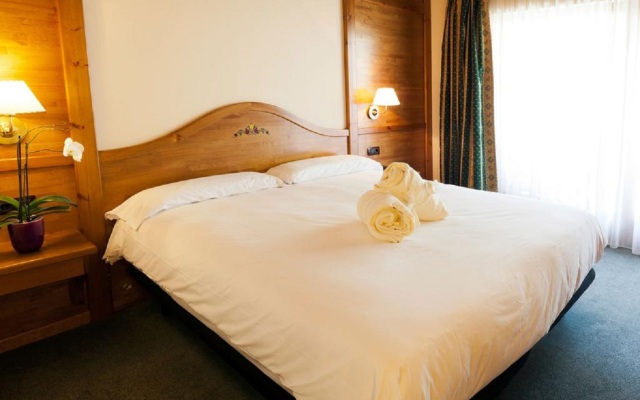 Sport Hotel Village