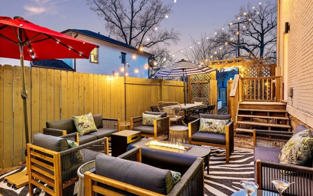 Southern Elegance-private Hot Tub-walk to 12 S