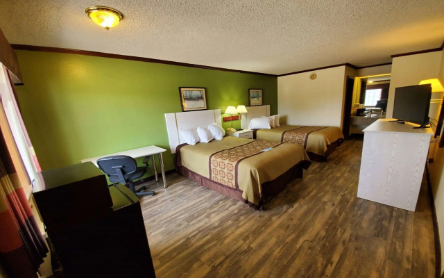 Days Inn by Wyndham Monett