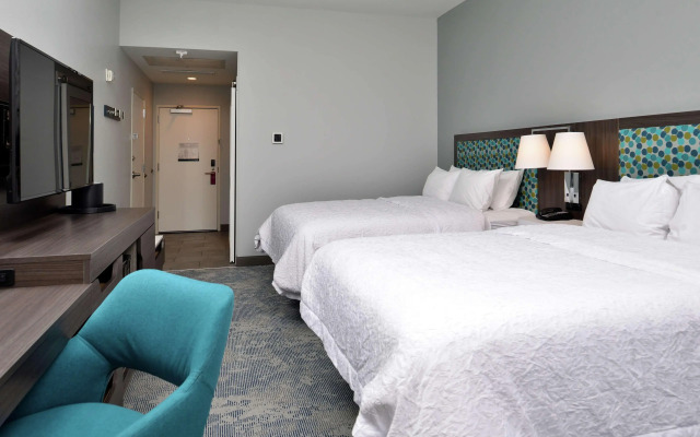 Hampton Inn Cedar Falls Downtown